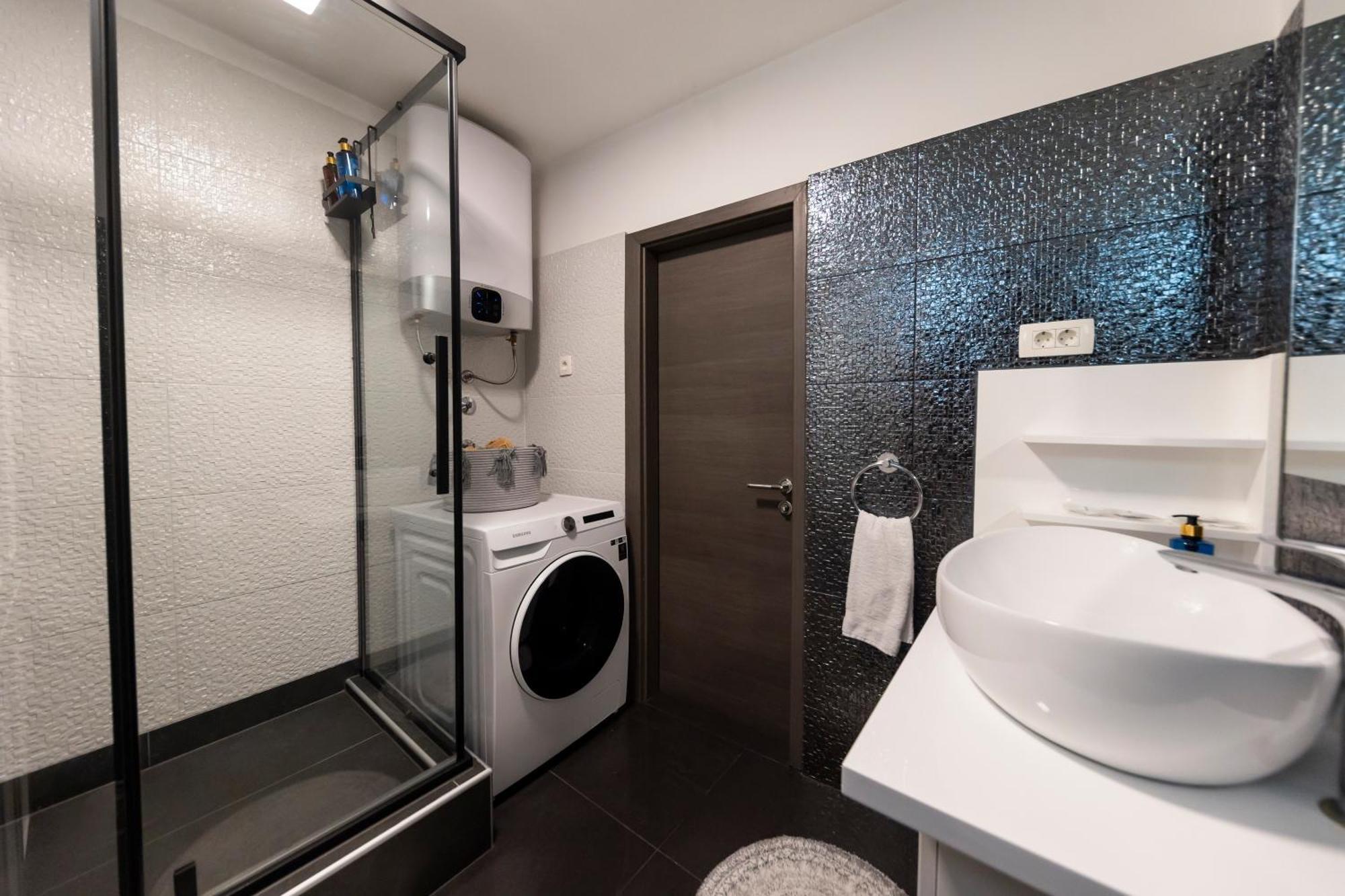 Nikky 2br Apt. In Old Town Centre Appartement *