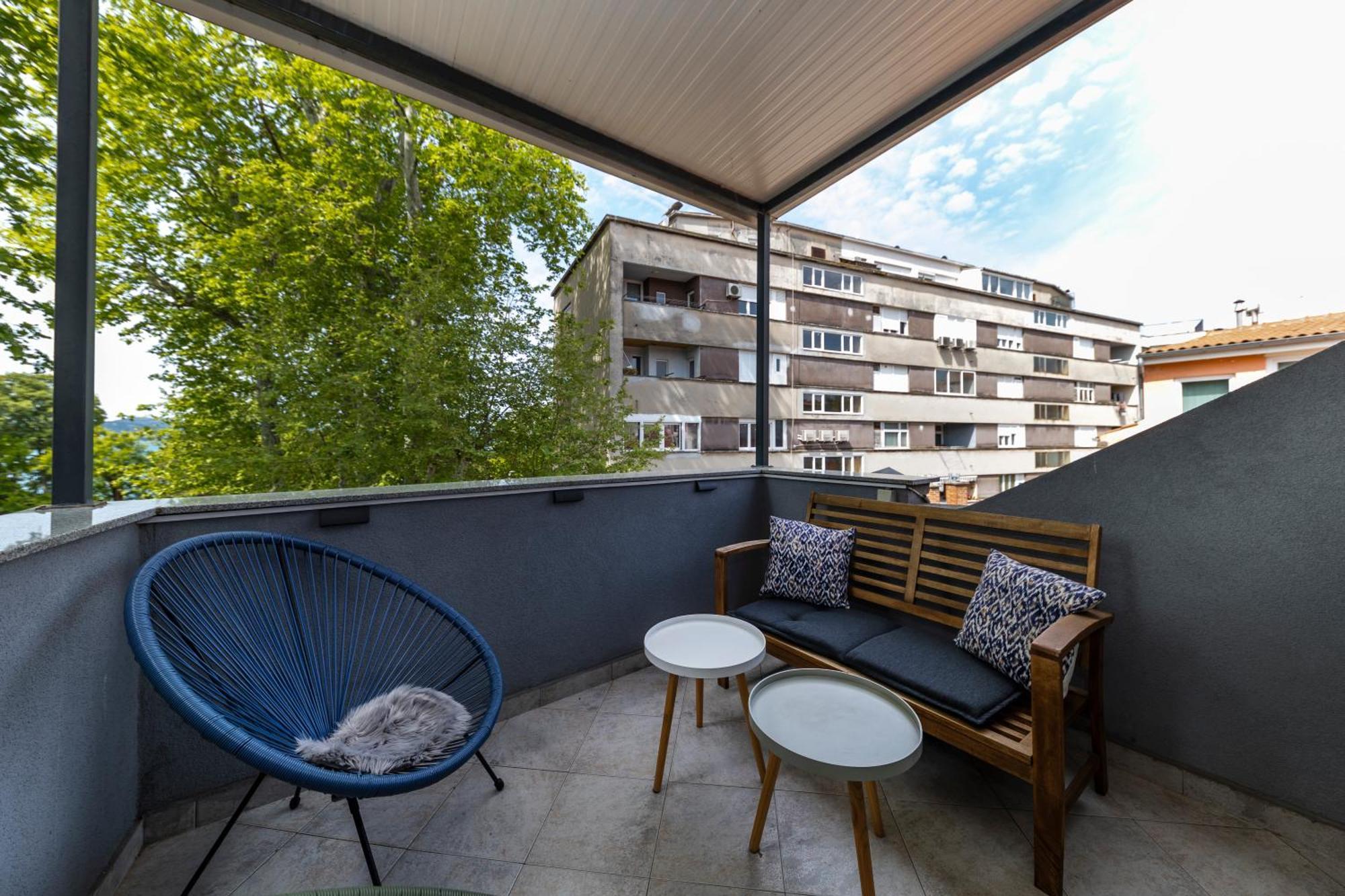 Appartement Nikky 2br Apt. In Old Town Centre *