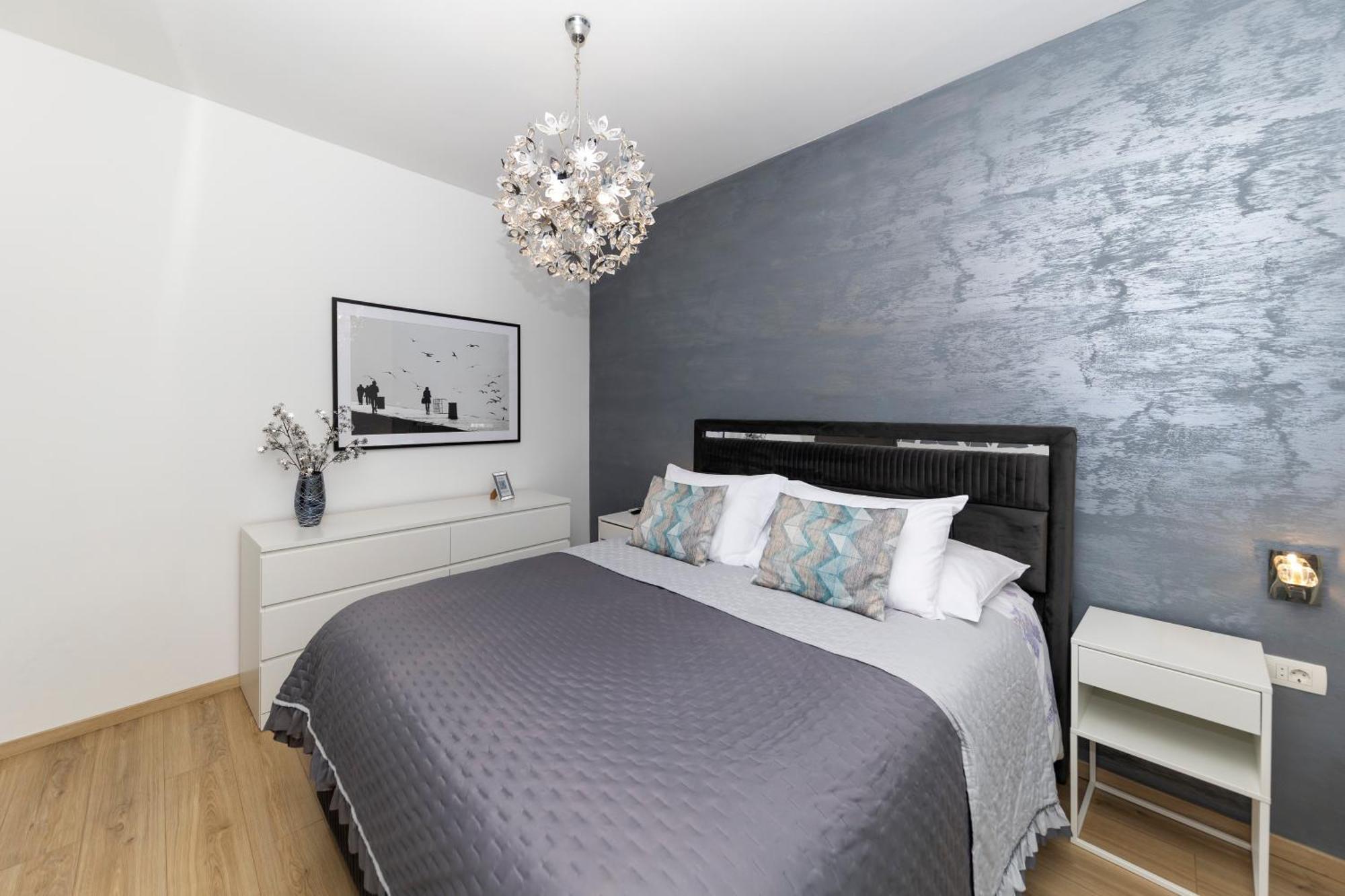 Nikky 2br Apt. In Old Town Centre *