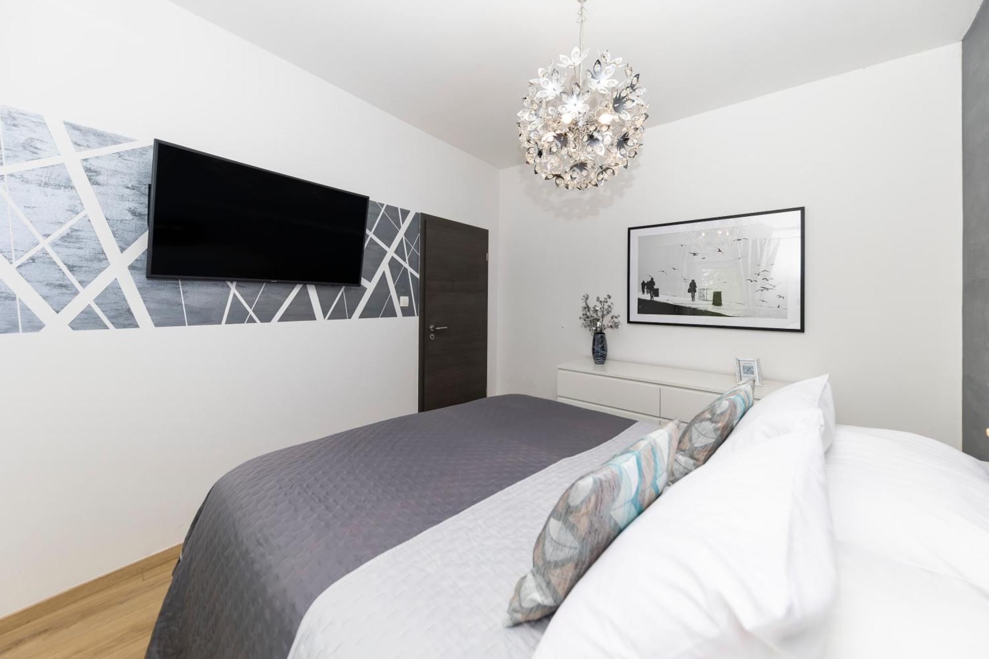Appartement Nikky 2br Apt. In Old Town Centre *